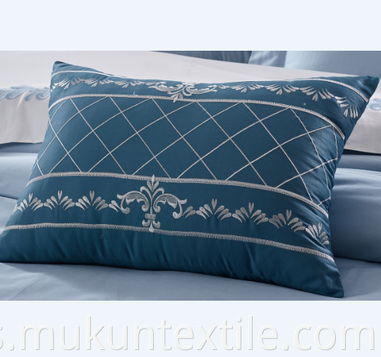  Cotton Embroidery Bedding Set